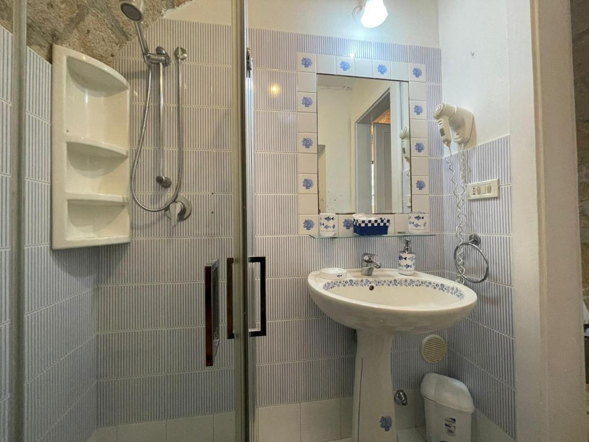Il Pumo Blu Apartment โปลีญาโนอามาเร ภายนอก รูปภาพ
